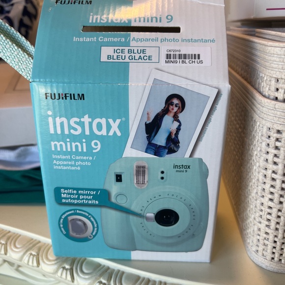 new in box instax mini 9 camera - Picture 2 of 2